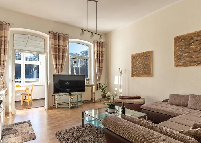 Villa-Seiler-In-Binz-3-Raum-Ferienwohnung-Nr-5-Toplage-Wenige-Schritte-Zum-Strand