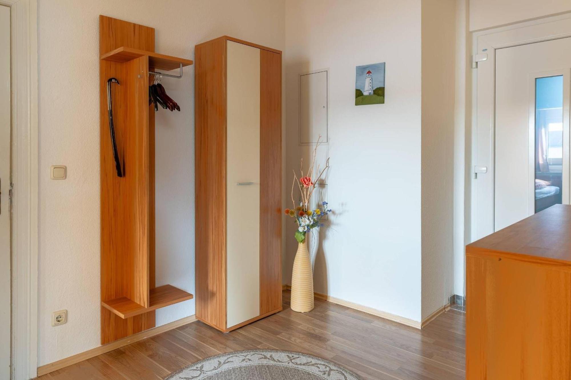 Apartment Villa-seiler-in-binz-3-raum-ferienwohnung-nr-5-toplage-wenige-schritte-zum-strand