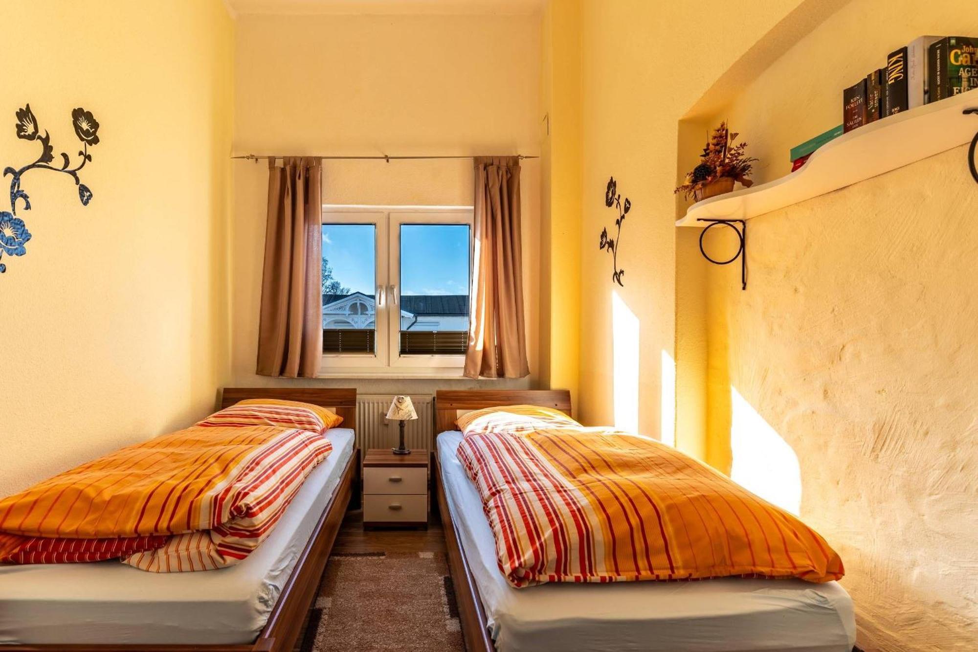 Villa-seiler-in-binz-3-raum-ferienwohnung-nr-5-toplage-wenige-schritte-zum-strand Apartment Ostseebad Binz