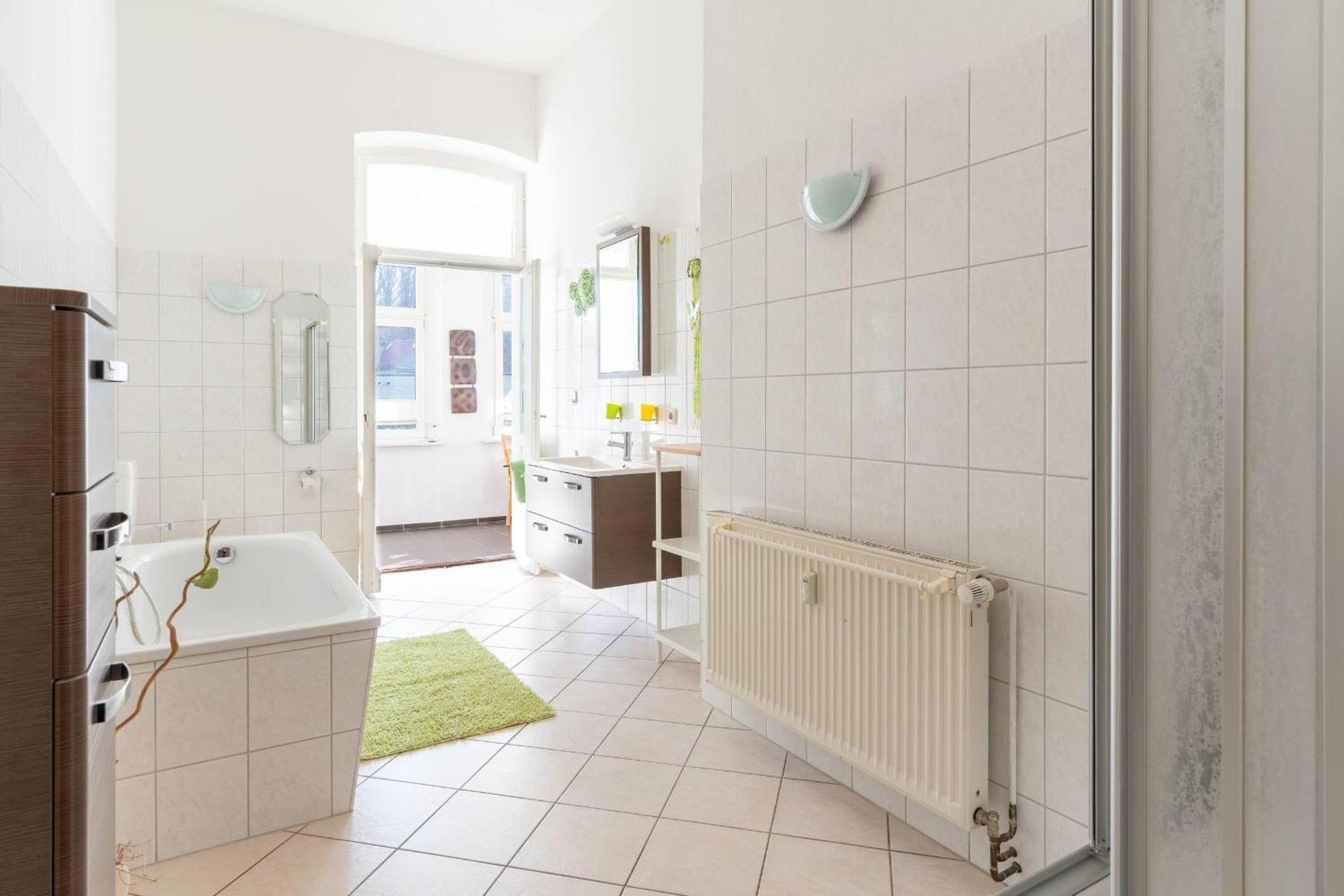 Villa-seiler-in-binz-3-raum-ferienwohnung-nr-5-toplage-wenige-schritte-zum-strand * Ostseebad Binz